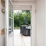 Renovated Retreat With Pool - By Traum * 헨느스트랜드