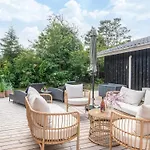 Renovated Retreat With Pool - By Traum 펜션 헨느스트랜드