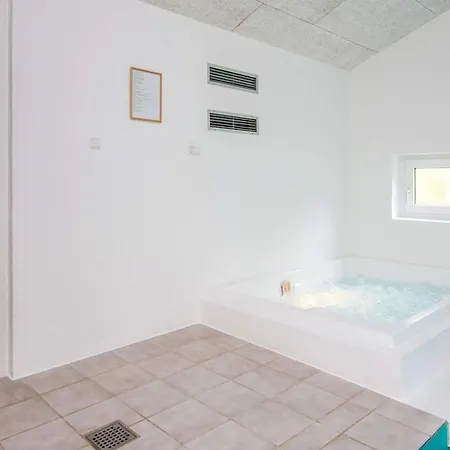 Renovated Retreat With Pool - By Traum Feriehus