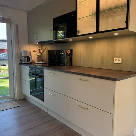 Renovated Retreat With Pool - By Traum * Henne Strand