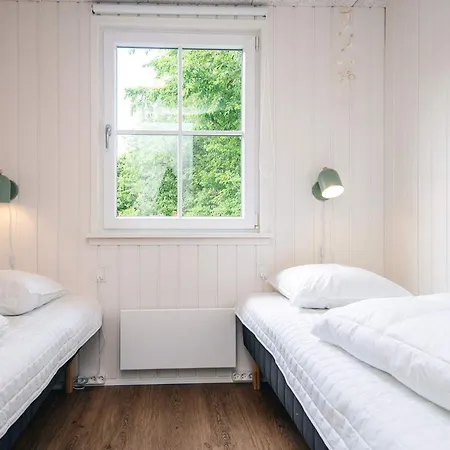 Renovated Retreat With Pool Henne Strand