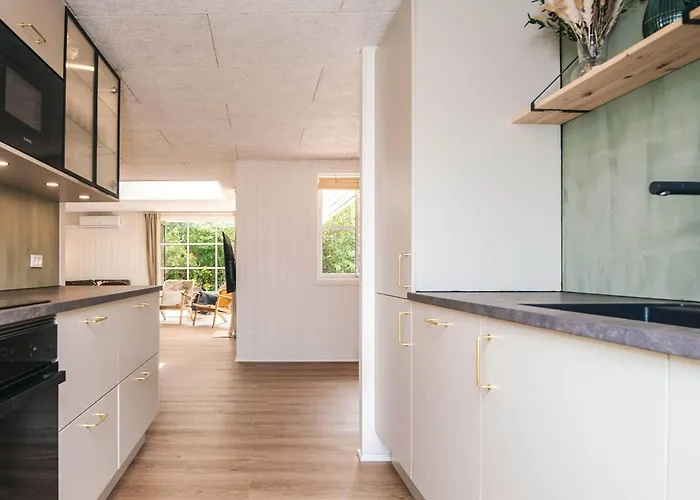 Renovated Retreat With Pool - By Traum Hébergement de vacances Henne Strand