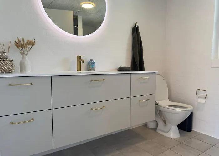 Hébergement de vacances Renovated Retreat With Pool - By Traum *