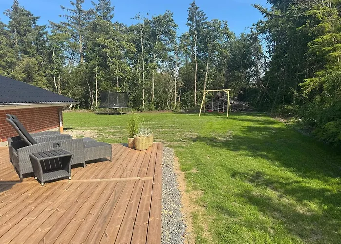 Renovated Retreat With Pool - By Traum Hébergement de vacances *