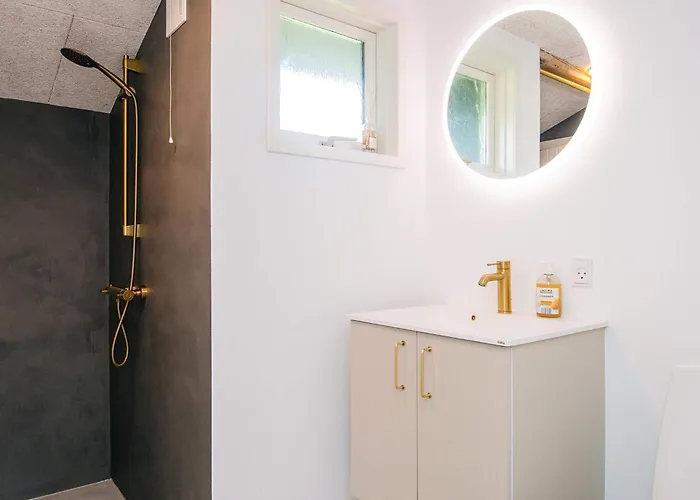 Renovated Retreat With Pool - By Traum Hébergement de vacances Henne Strand