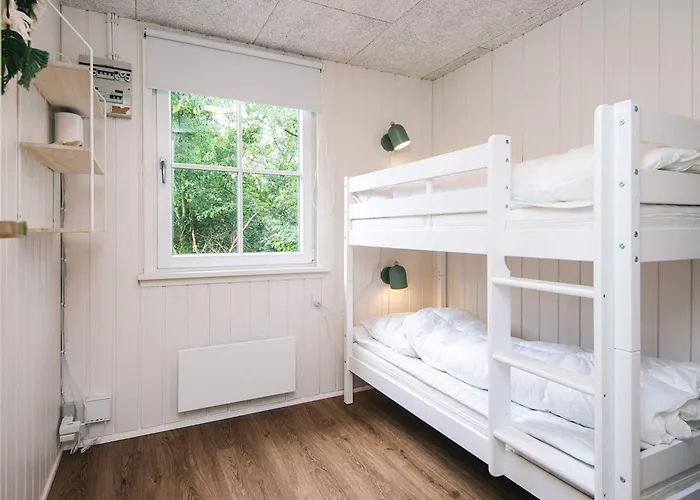 Renovated Retreat With Pool - By Traum Hébergement de vacances *