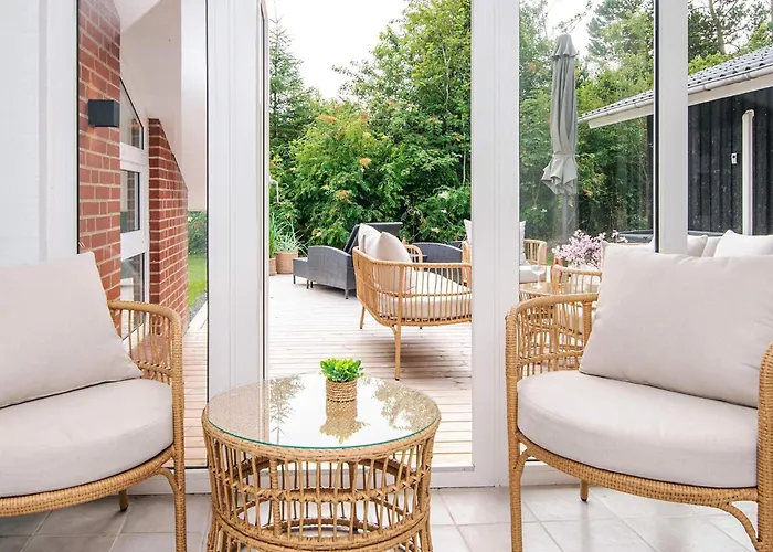 Hébergement de vacances Renovated Retreat With Pool - By Traum *