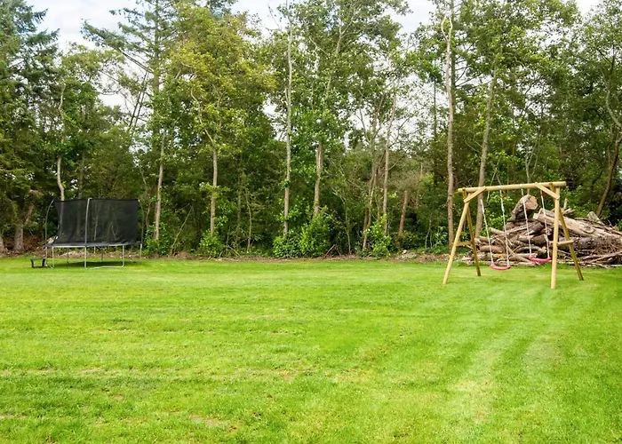 Renovated Retreat With Pool - By Traum Henne Strand